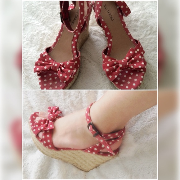 Red Polka Dot Wedge Sandals - Picture 2 of 4