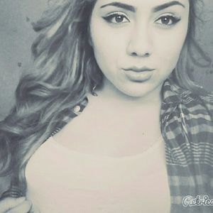 Meet your Posher, Nikki