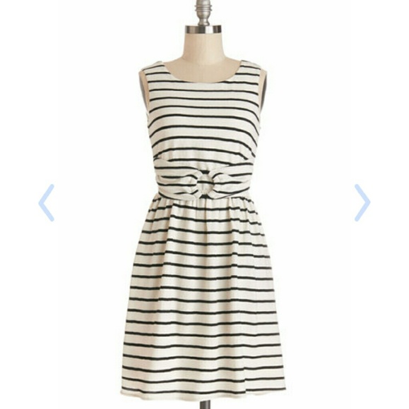 ModCloth Dresses & Skirts - During Your Daydream Dress
