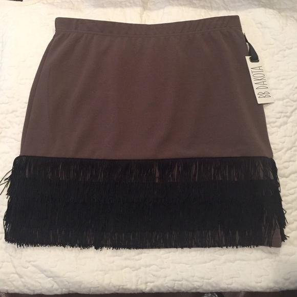 BB Dakota Skirt ‼️