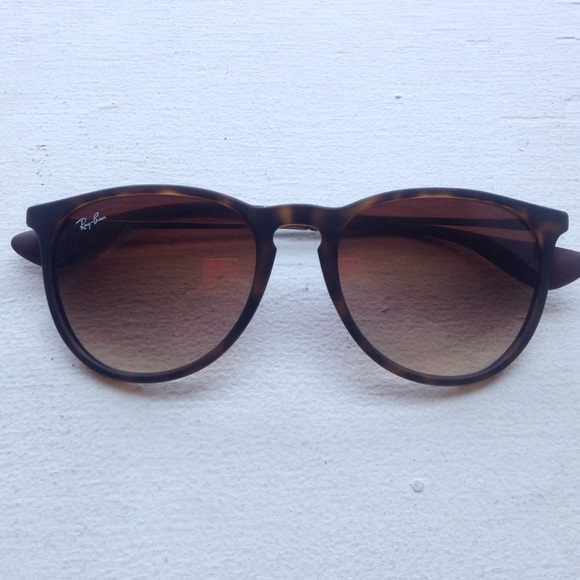 Ray-Ban Erika classic Sunglasses