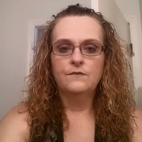 Meet your Posher, Marla - Picture 1 of 1