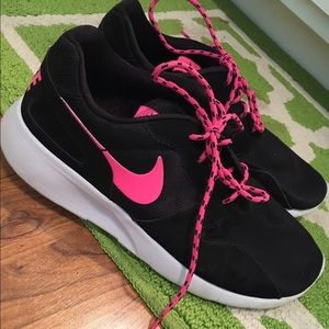 Nike Kaishi Roshe💥