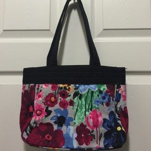 Thirty-One purse