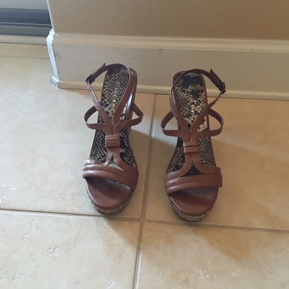 Gianni Bini Wedge Sandal