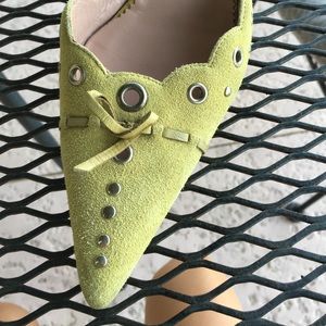 Additional pics of Prada heels