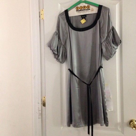 Nine West 100% silk blouse