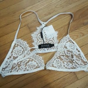 Front closure lace bralette