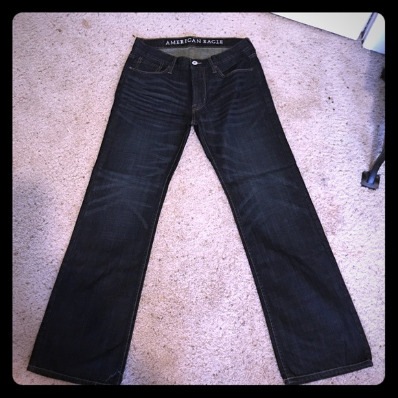Men's American Eagle low rise boot cut jeans