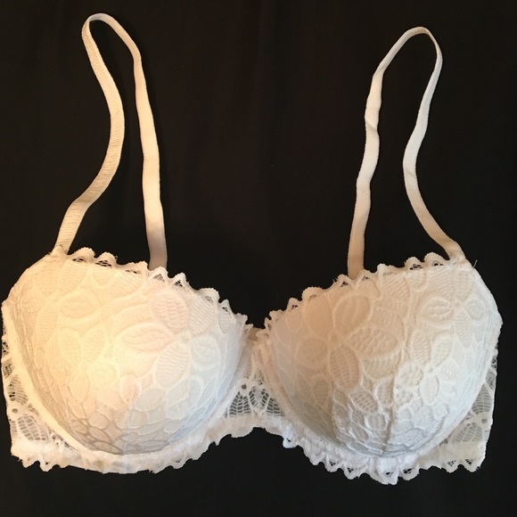 Victoria's Secret Pink Date Push-Up Bra