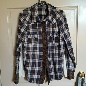 PRICED FOR QUICK SALE- BKE flannel Xl