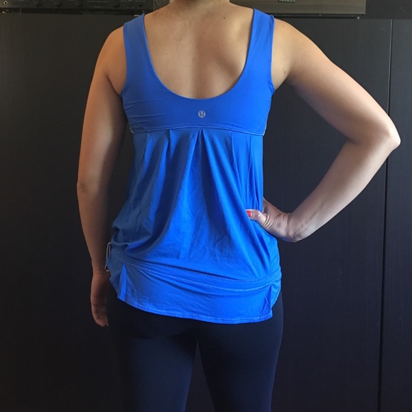 Lululemon top - Picture 2 of 4