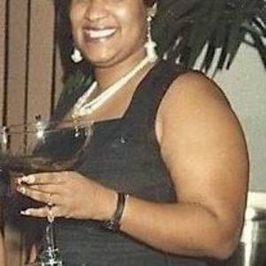 Meet your Posher, Yvette