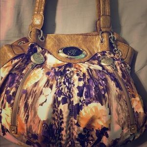 Great purse! Practically new!