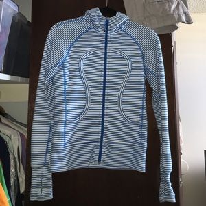 Scuba jacket size 4