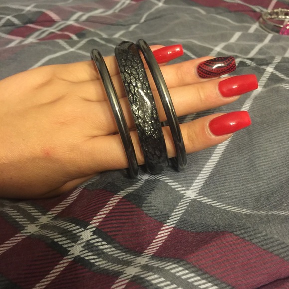 Bracelets - Picture 2 of 2