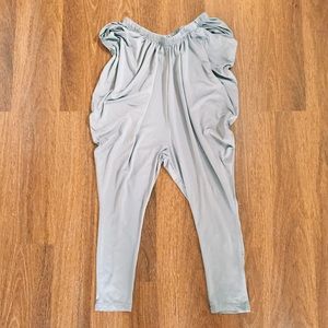 MC HAMMER PANTS!!