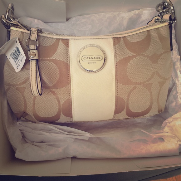 NWT Coach signature white.