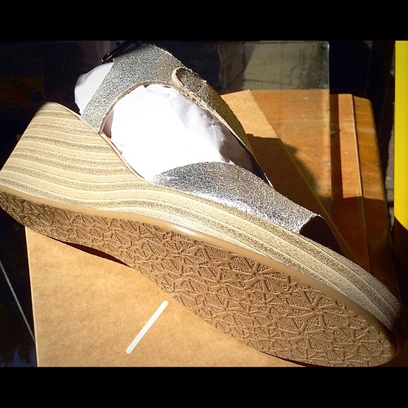 KMB Rovira Wedges - Picture 3 of 3