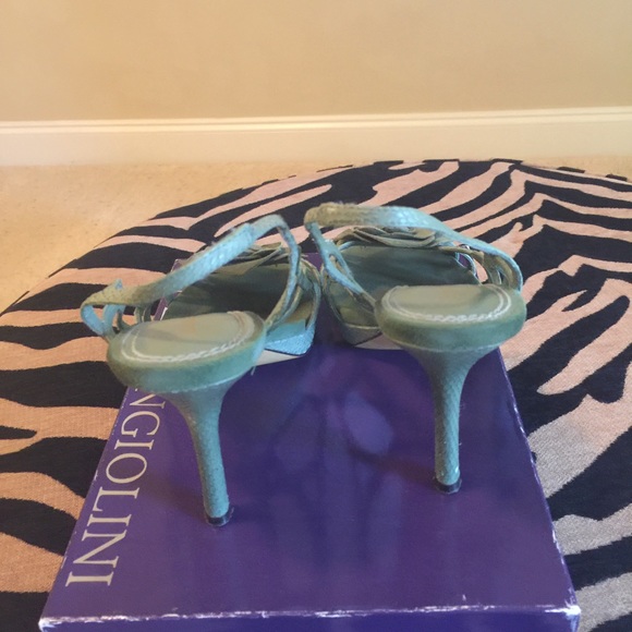 Beautiful shoes!! - Picture 3 of 4