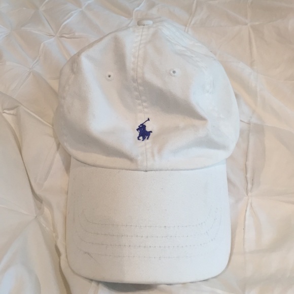 RARE POLO hat, authentic in white.