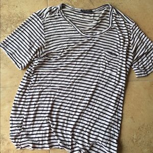 Brandy Melville stripped T