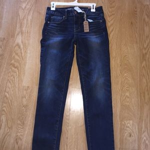 Brand new American eagle jeans for sale! Size 4!