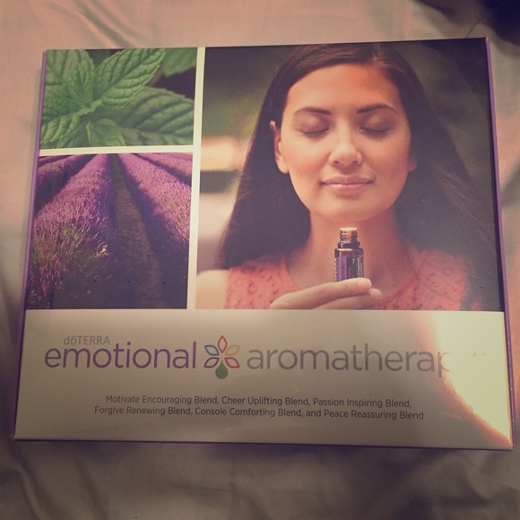 Emotional Aromatherapy doterra oil set