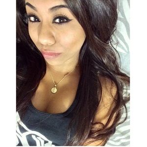 Meet your Posher, Maribel