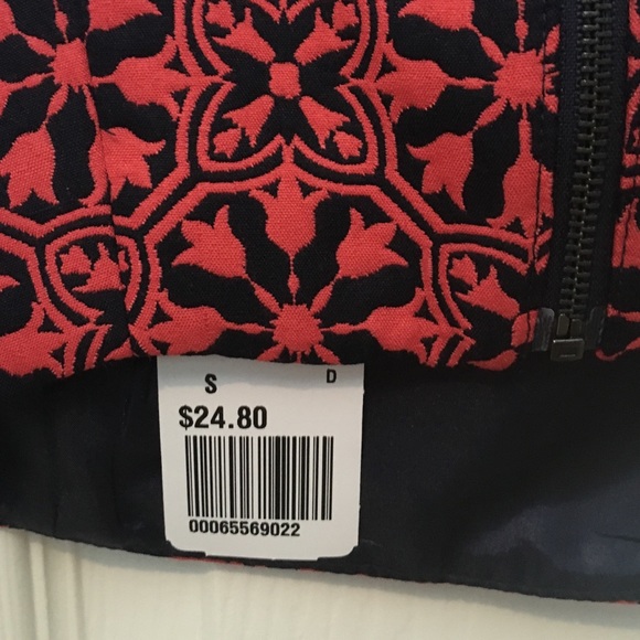 Forever 21 Patterned Bustier Top - Picture 4 of 4