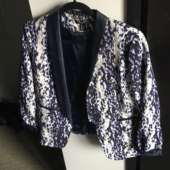 Patterned Blazer - Picture 1 of 4