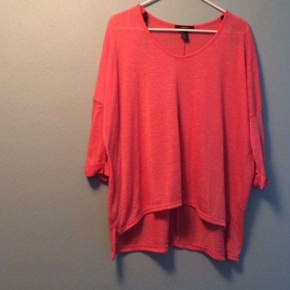 Salmon flowy top