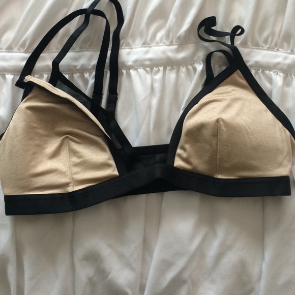 Forever 21 Other - Forever 21 bikini top