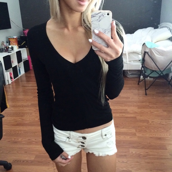 Brandy Melville Tops - Brandy Melville Ribbed Knit Long Sleeve