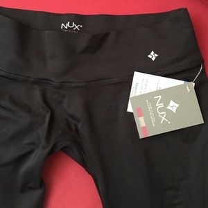 Chakra Core Low Rise Capri