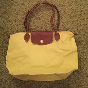 Medium "Le Pliage" Longchamp