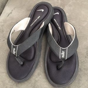 Nike flip flops