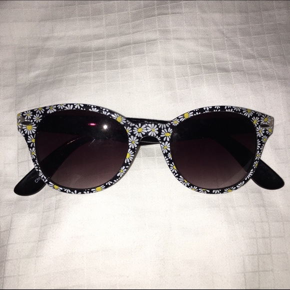daisy sunglasses