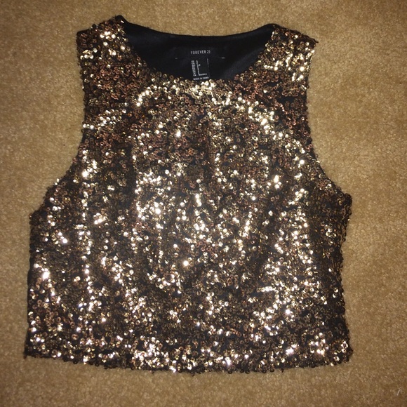Black and gold sequin crop top!