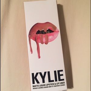 Candy k lip kit