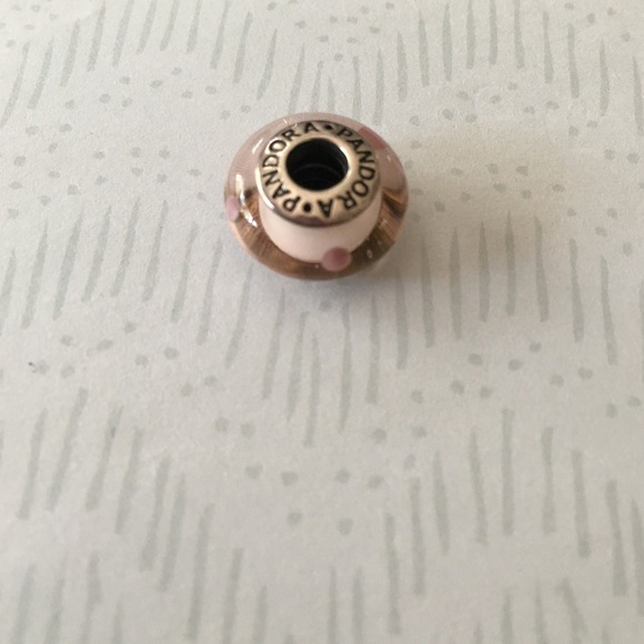Pandora Charm 🌷 Pink Glass