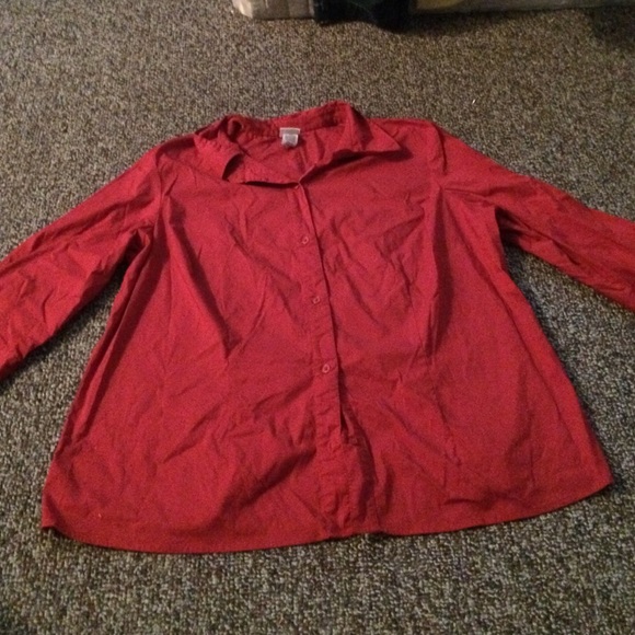 Covington women 20-22W Red Long sleeved top
