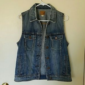 American Eagle blue denim vest