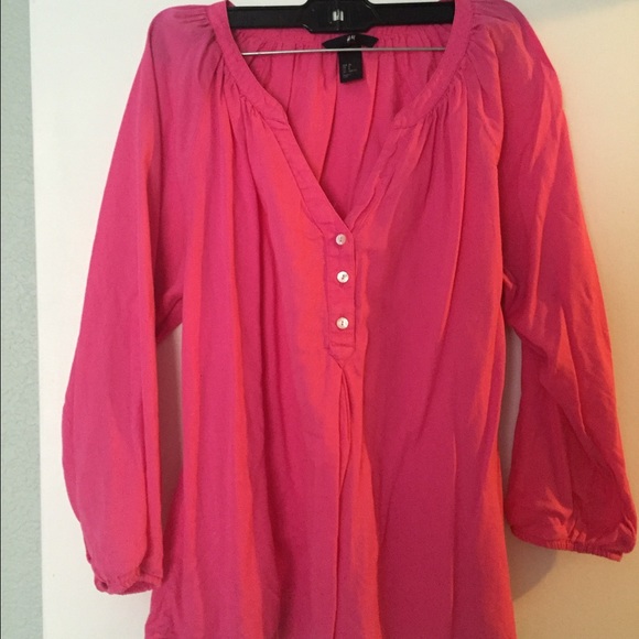 Lightweight pullover