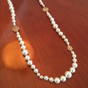 Tory Burch Jewelry - 🌟SOLD🌟Tory Burch Crystal Pearl Necklace Tory Burch Jewelry - 🌟SOLD🌟Tory Burch Crystal Pearl Necklace