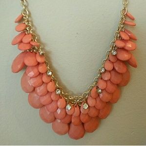 Francesca's pink statement necklace
