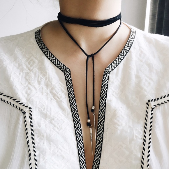 New✨Suede wrap choker - necklace
