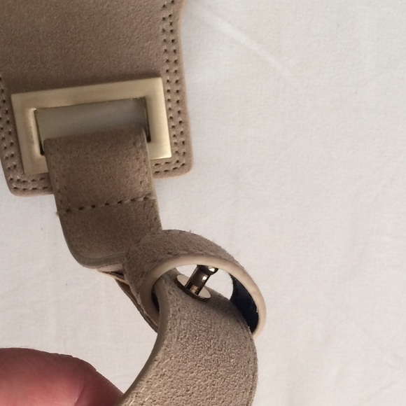 Faux snake pattern adjustable belt - Picture 3 of 4