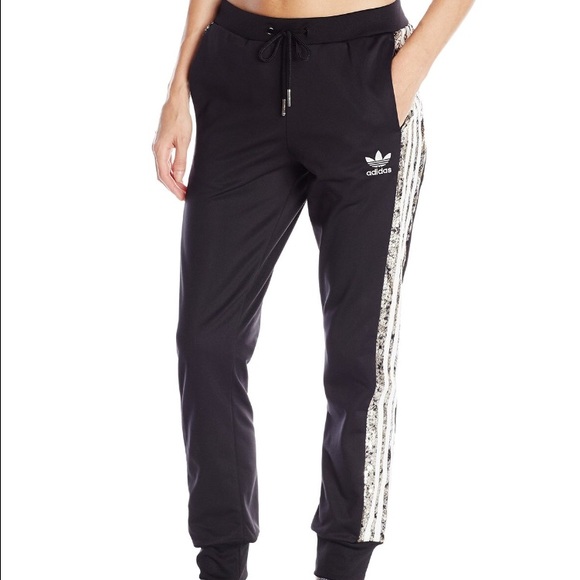 SOLD ❤️BRAND NEW RARE sequin Adidas sweats