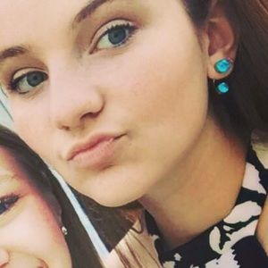 Meet your Posher, Gabby